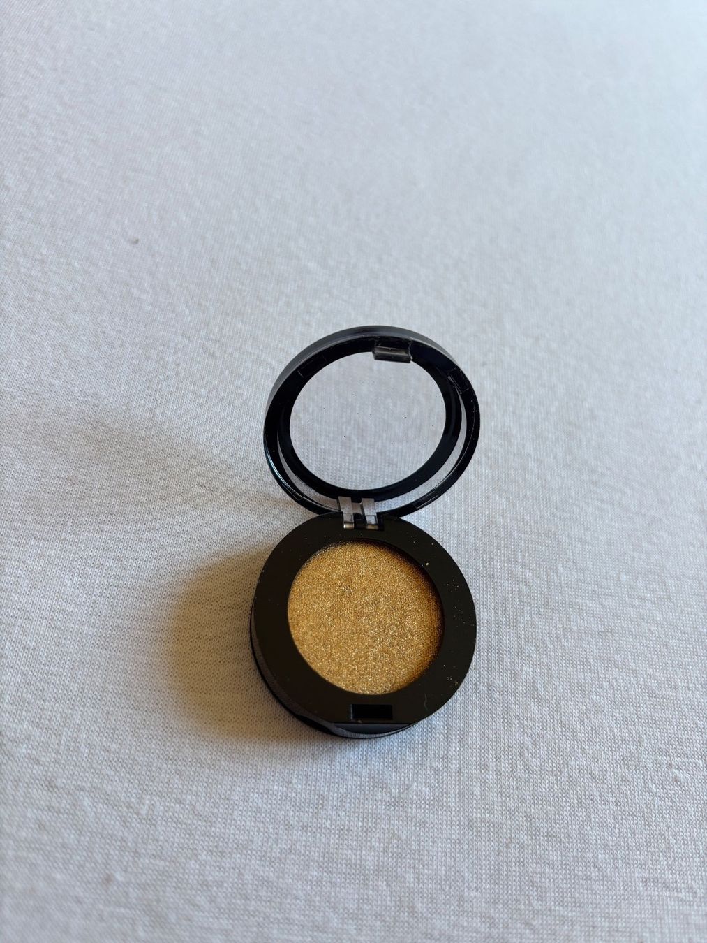 Make-up: Lidschatten, Fond de Teint – Nuovo e nell'imballaggio originale da Luzern venduto da julopaji 3