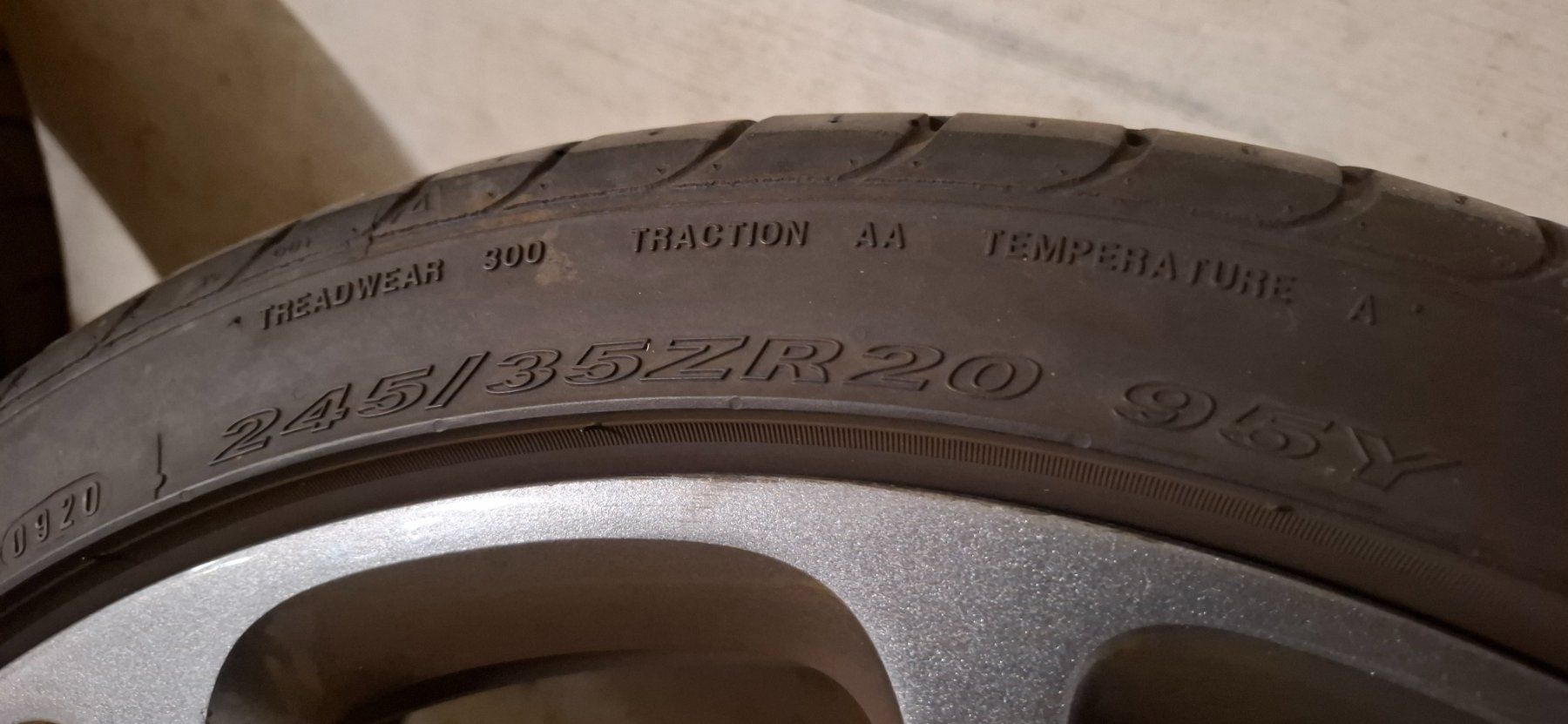 Opel Pneumatici & Ruote complete: Sommerrad 20" Original Opel – Usato da Fehraltorf venduto da Hubi760 1