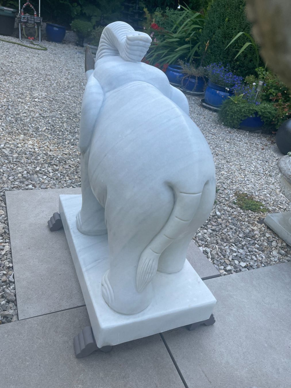 Sculture & Statue: 2x Marmor Elefanten für Garten – Usato da Stadel venduto da Supersaver 2