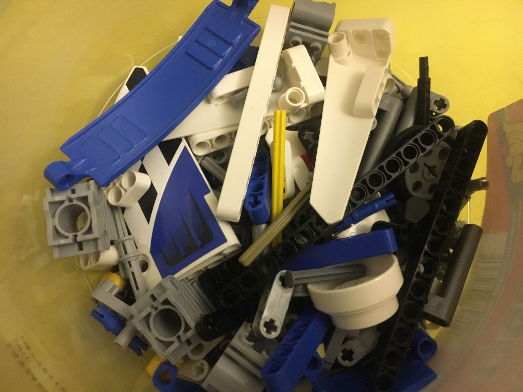 Lego Kit di costruzioni: Lego Technic RENNGLEITBOOT (fehlen Teile) ab CHF 1.- – Usato da Siegershausen venduto da Bubsi83 5