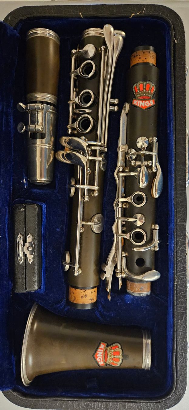 Strumenti musicali: Klarinette Clarinette KINGS antik – Usato da Uttwil venduto da TG-Lupa 2