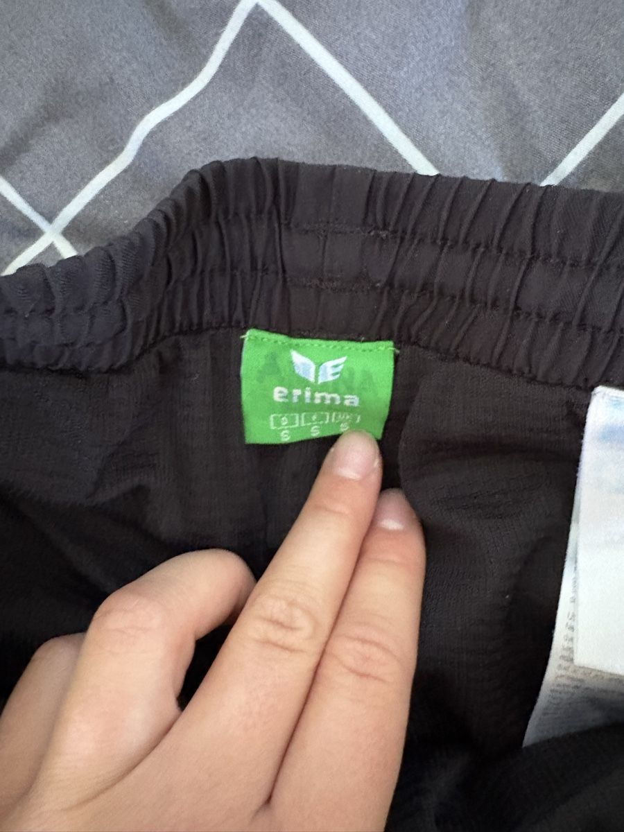 Erima Pantalons: Erima Trainerhosen – Neuf (Voir description) à Schüpfen par ani_gj8r 3