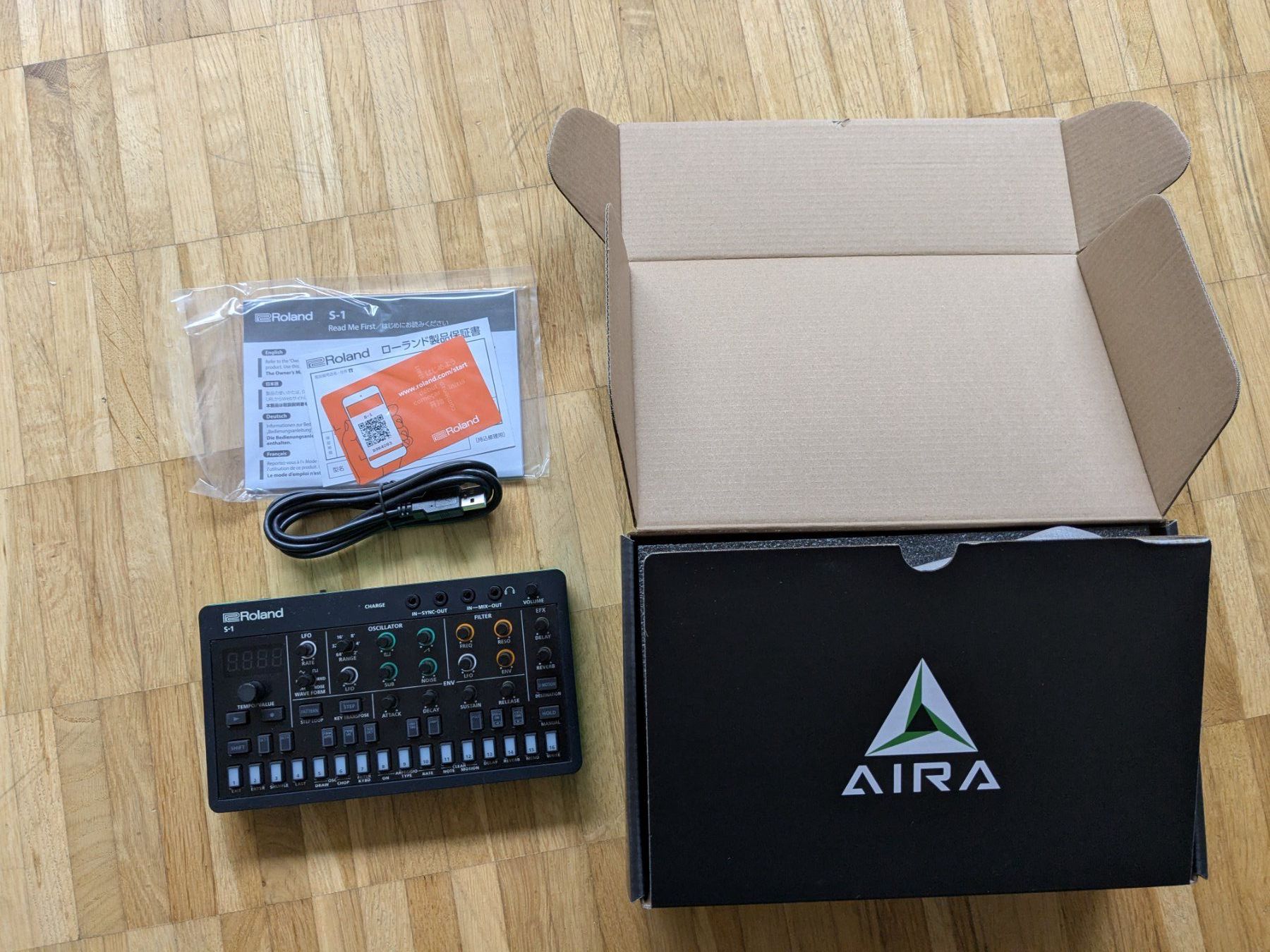 Roland Strumenti musicali: Roland S-1 Tweak Synthesizer – Usato da Luzern venduto da cha_wld8 2