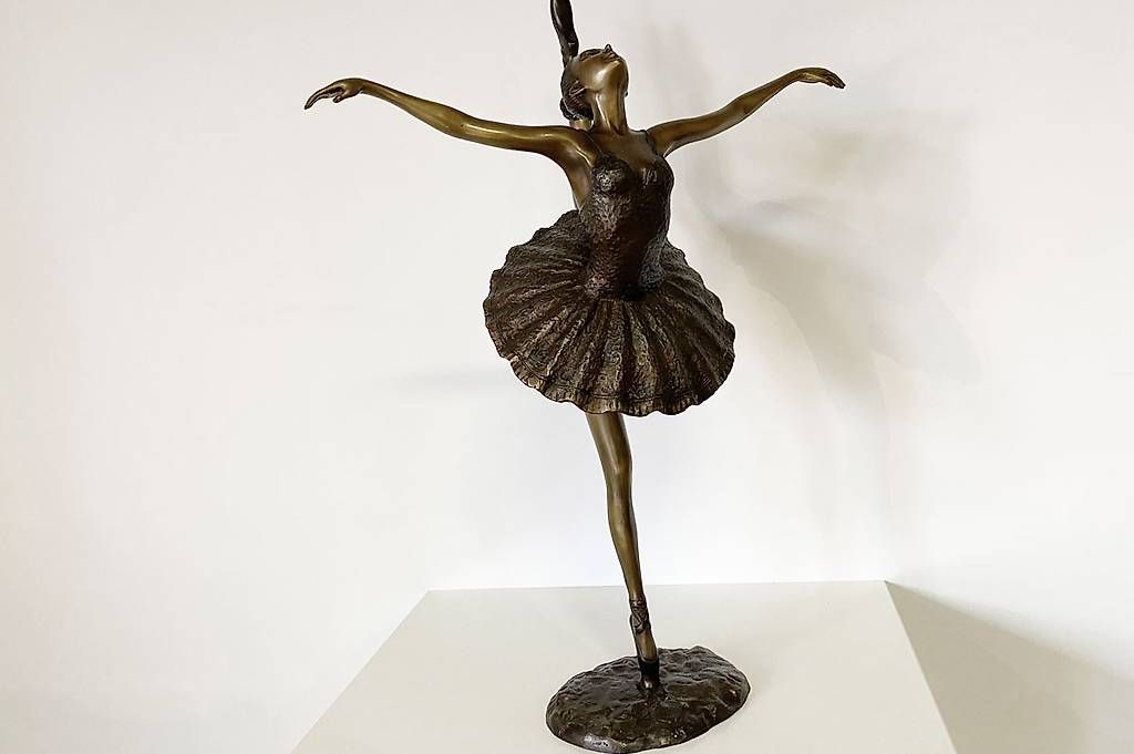 Sculture & Statue: Bronzefigur, stehende Ballerina – Nuovo (secondo la descrizione) da Ballwil venduto da ClassicGallery 2