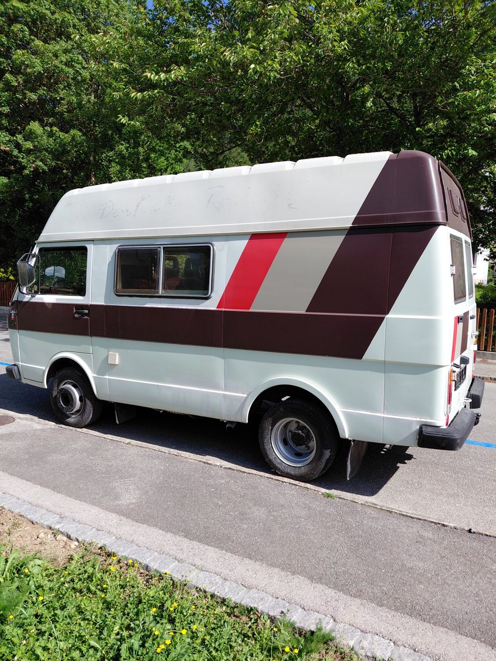 VW Véhicules de camping: Camping car – D'occasion à Noiraigue par pel_ny7d 2