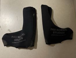 Pas Normal Studios Velo Überschuhe