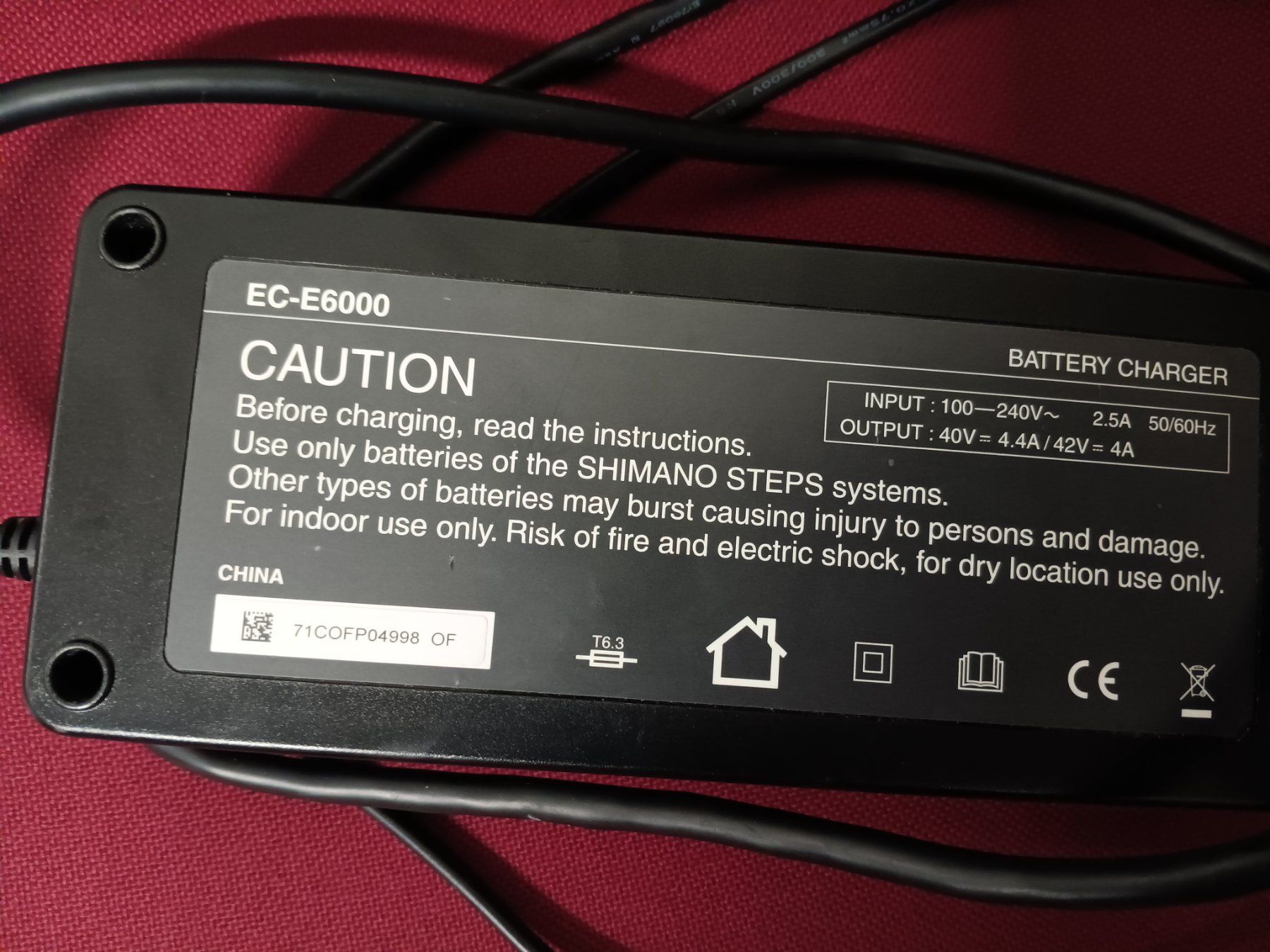 Shimano Caricabatterie: Shimano STEPS EC-E6000 Ladegerät E-Bike guter Zustand – Usato da Olten venduto da cswo 1