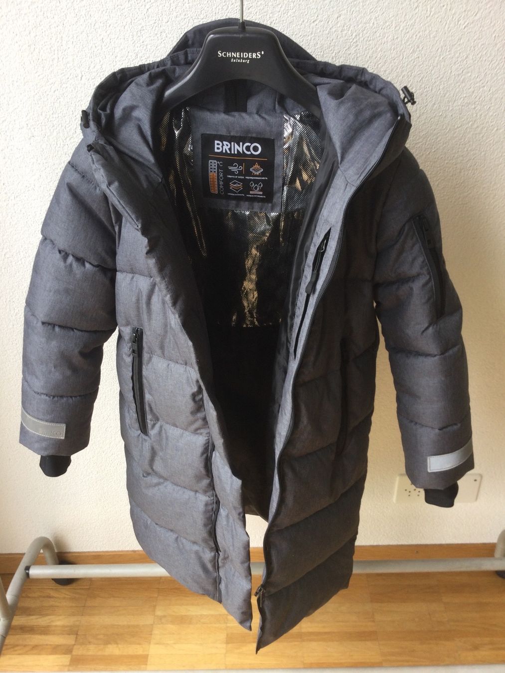 Cappotti: Kinder Winter Mantel Gr. 128 – Usato da Zürich venduto da VorlonShadow