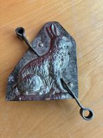 Antike Schokoladenform Sitzender Osterhase Metall • Vintage