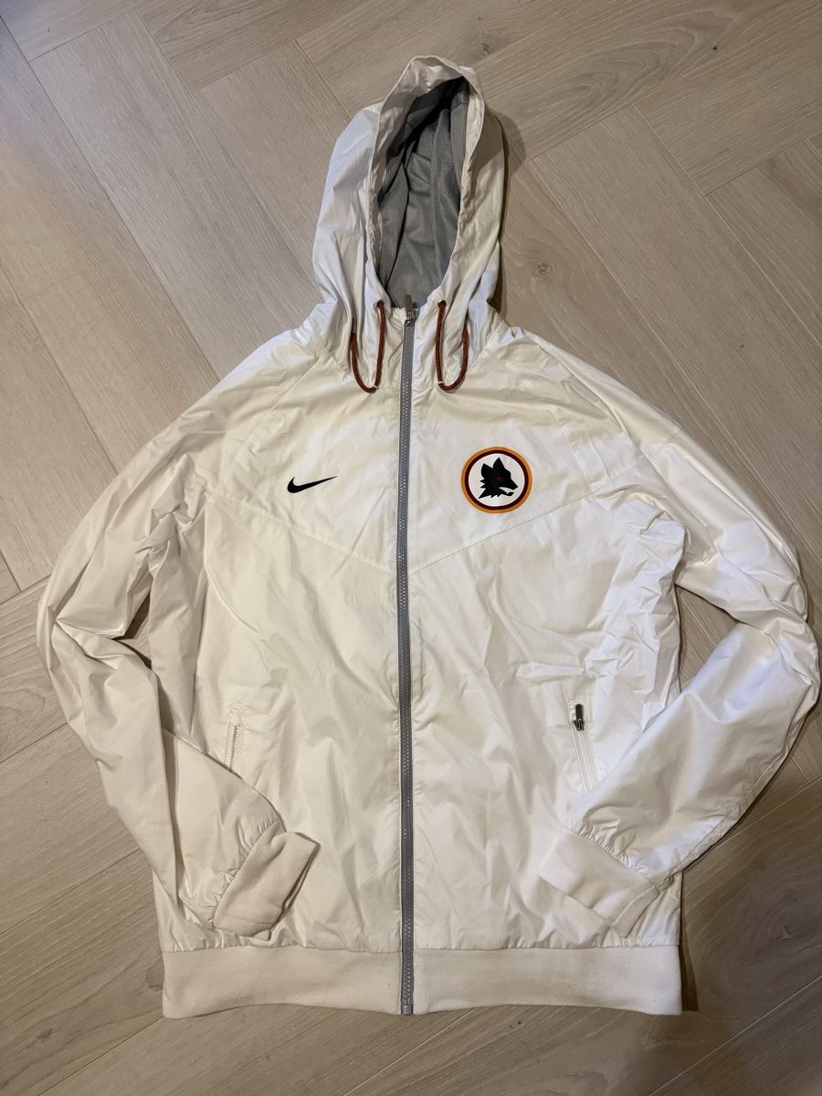 Nike Giacche: Nike AS Roma Windrunner Grösse M – Usato da Saignelégier venduto da lamps