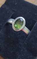 Silberring handgeschmiedet 925 mit Peridot 