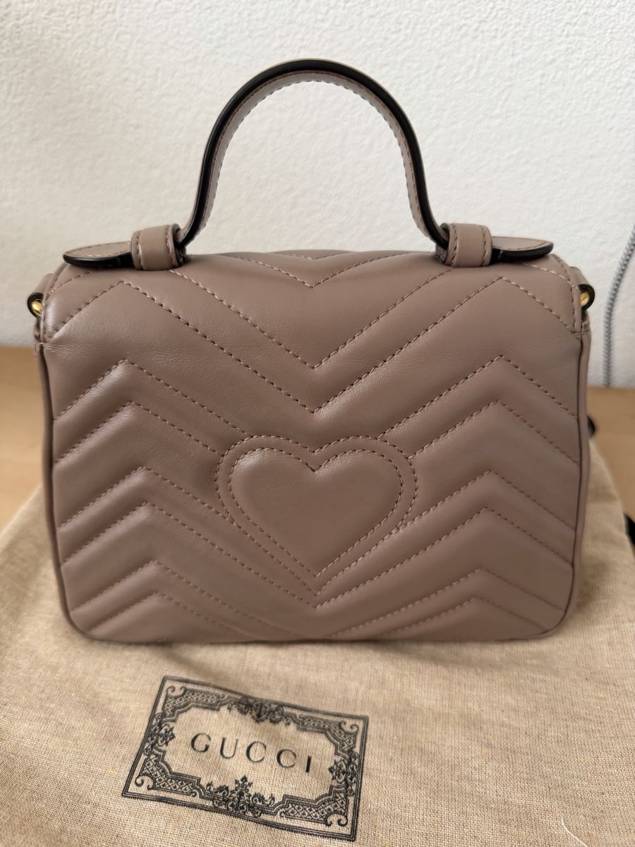 Gucci Borse da donna: Gucci GG Marmont Top Handle Mini Bag – Nuovo (secondo la descrizione) da Islisberg venduto da 1Contessa 2