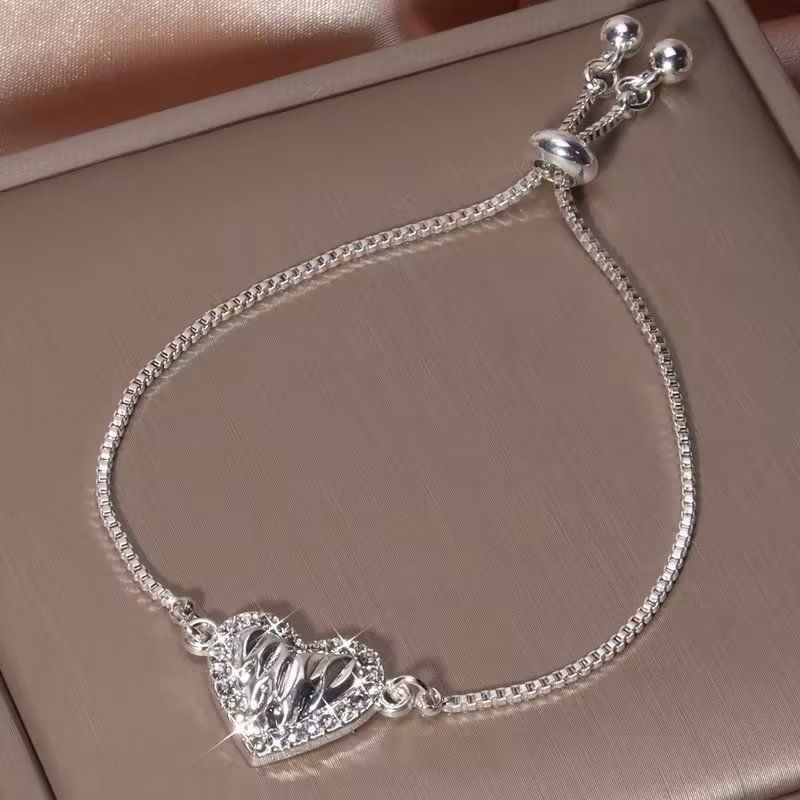 Bracciali & Braccialetti: Herz Armband mit Strass – Nuovo e nell'imballaggio originale da Glattbrugg venduto da glu_qt2b
