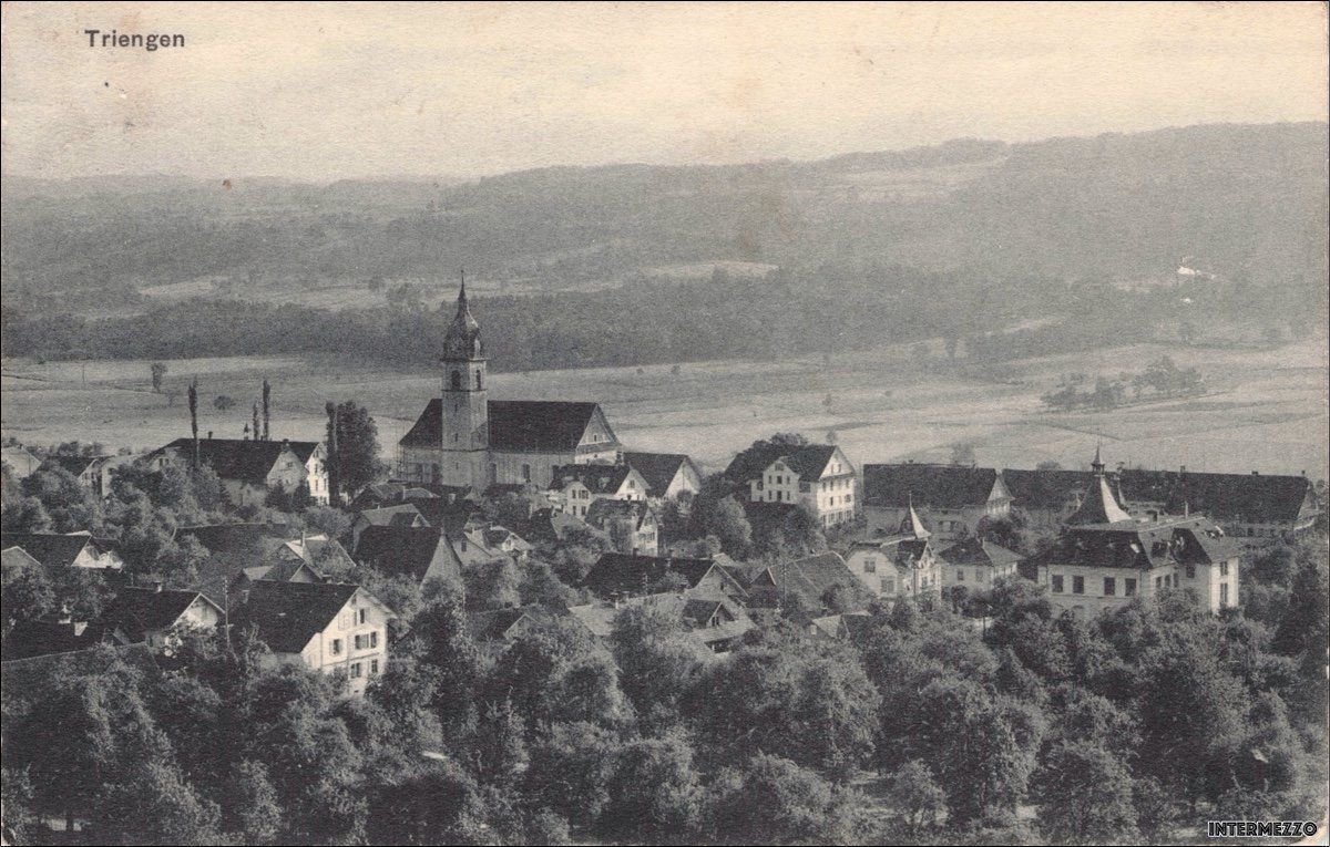 Ansichtskarten: Triengen LU // Dorf mit Kirche – Gebraucht aus Basel von intermezzo12
