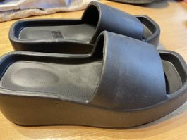 Badeschuhe schwarz Grösse 38-39 neu