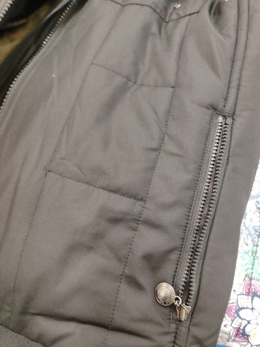 Gilet & Giacche senza maniche: Warmes Gilet Gr 170 – Usato da Langnau am Albis venduto da Judithsebi 9
