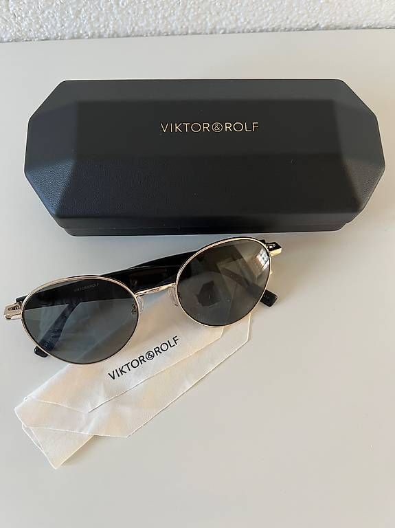 Occhiali & Lenti: VIKTOR&ROLF Sonnenbrille, Limited Edition – Usato da Root venduto da misi04 4