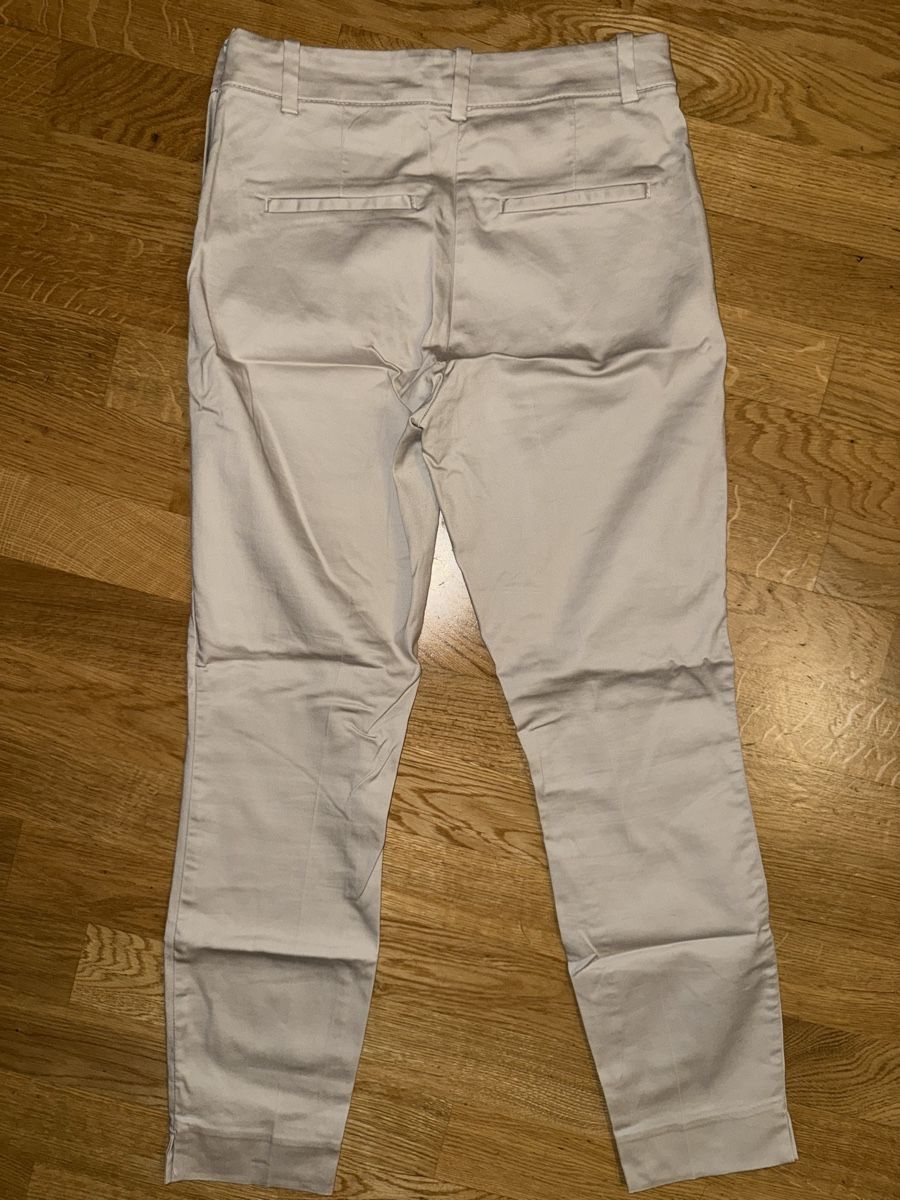 Pantaloni: Stoffhose H&M – Usato da Zürich venduto da sabrina.gonc 1