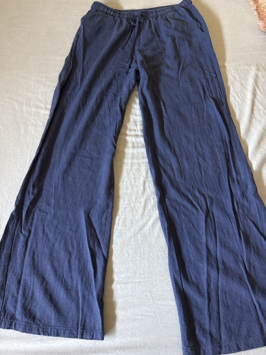 Pantalons: Pantalon bleu foncé  – D'occasion à Cartigny par Kelly.11 1