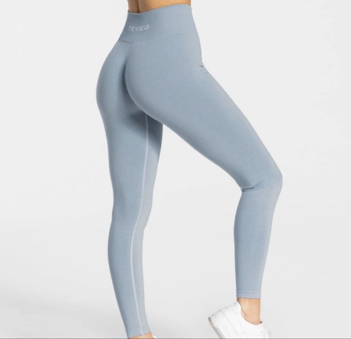 Teveo Leggings: TEVEO • Leggings – Usato da Zell LU venduto da cel_8kjj