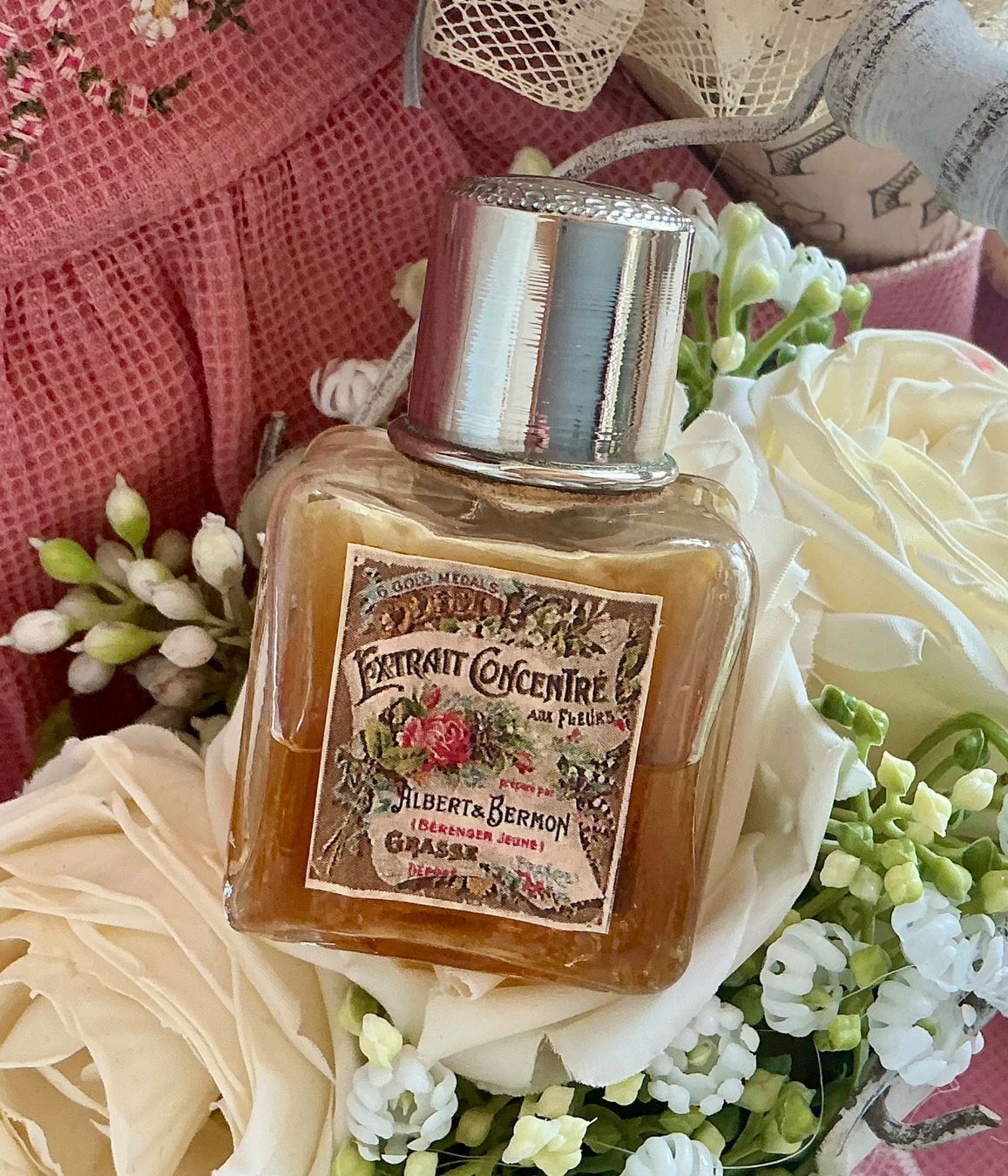 Flaconi: ANTIKES SPEZIELL SCHÖNES PARFUM FLACON – Usato da Zell LU venduto da Silvermemory