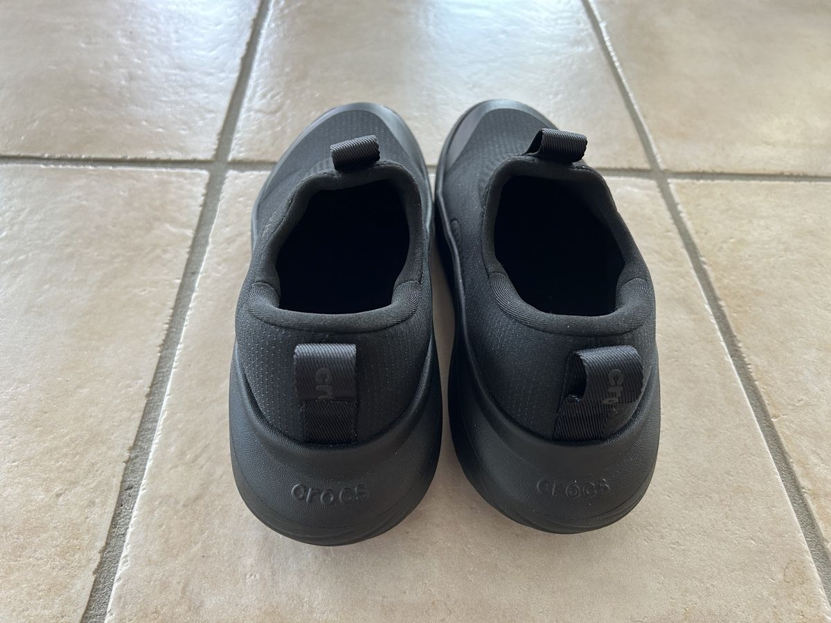 Crocs Scarpe da uomo: Neue Crocs Mellow Ease Sneaker Schuhe  – Nuovo (secondo la descrizione) da Beatenberg venduto da nonnkari 3