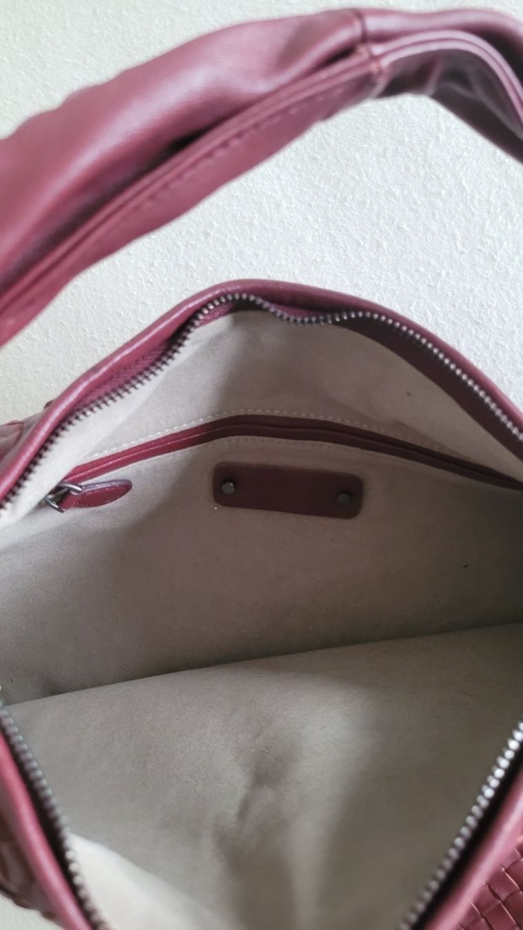Borse da donna: Wunderschöne geflochtene Handtasche, weinrot – Nuovo (secondo la descrizione) da Zürich venduto da mgn1 4
