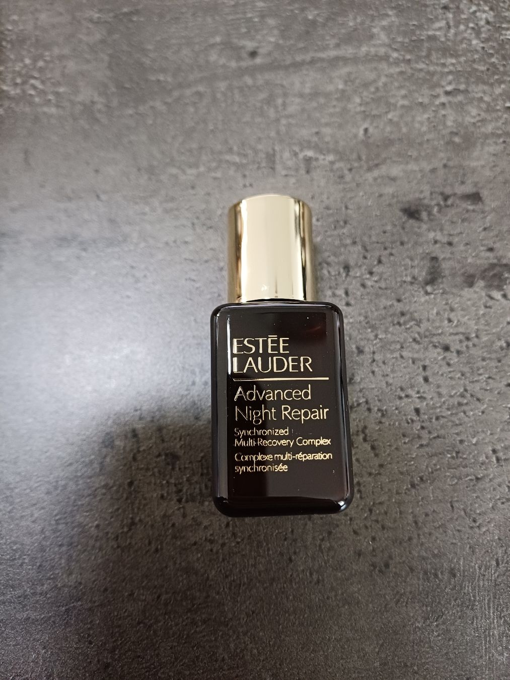 Estée Lauder Cura del viso: Estée Lauder Advanced Night Repair 15ml – Nuovo e nell'imballaggio originale da Wolfhausen venduto da 20meister10