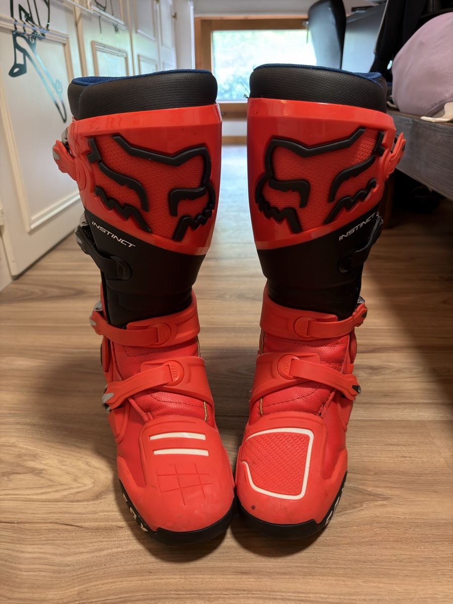 Fox Scarpe da uomo: Bottes motocross Fox Instinct rouges 44 / 10 – Usato da Corseaux venduto da Motards 1