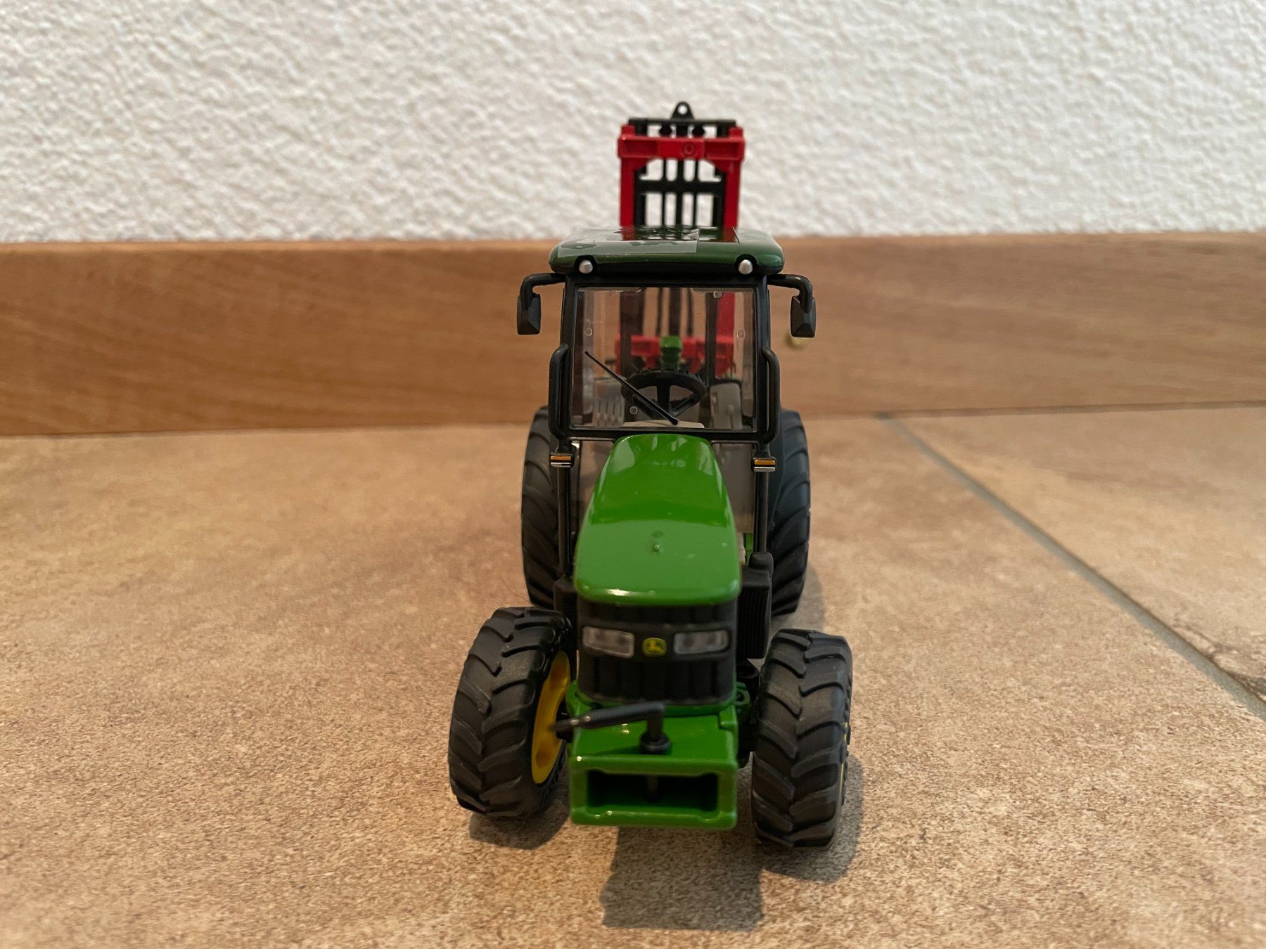 John Deere Traktoren: SIKU John Deere 5615 F mit Heckstapler – Neu und originalverpackt aus Kreuzlingen von Stefan1150 1