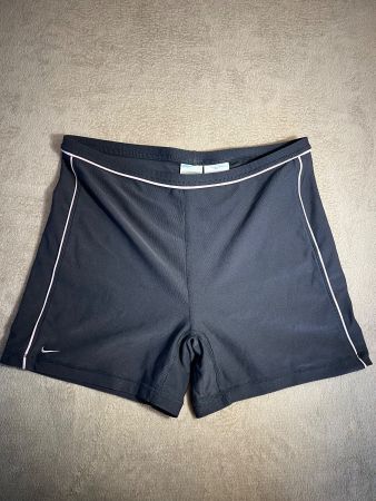 Nike Sport Shorts, kurze Hose, ideal für den Sommer!