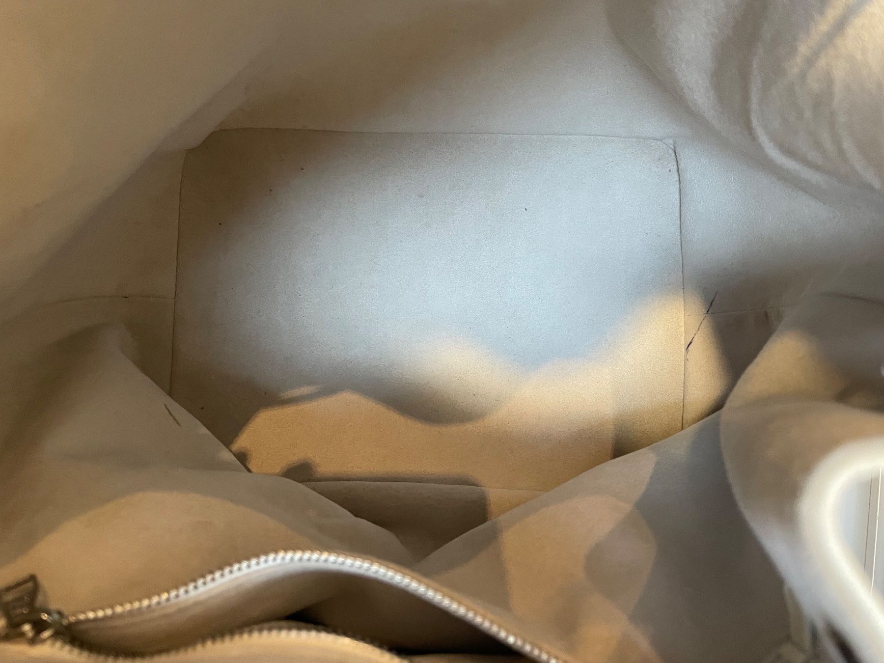 Louis Vuitton Borse da donna: Louis Vuitton Petit Noé weiss – Usato da Hittnau venduto da LuxAndMore 7