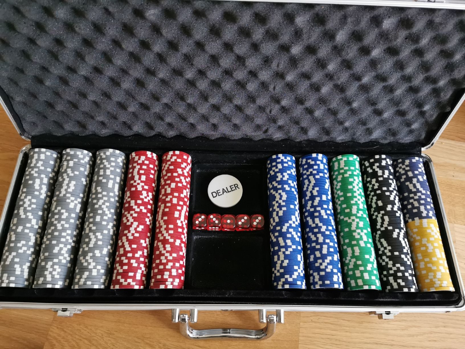 Spiele: Pokerkoffer  – Gebraucht aus Arnegg von michik999