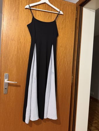 Robe noir et blanc 