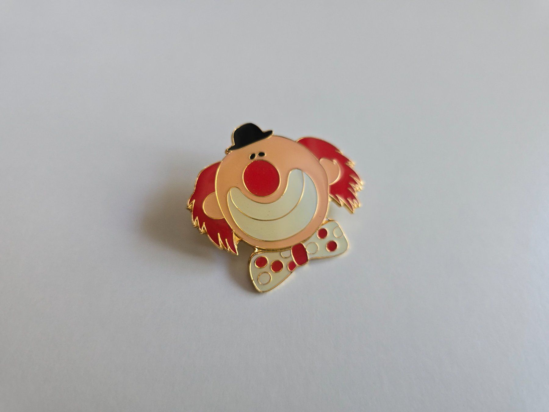 Plaketten & Abzeichen: Pin Clown gross – Gebraucht aus Dättlikon von Wundertuete_