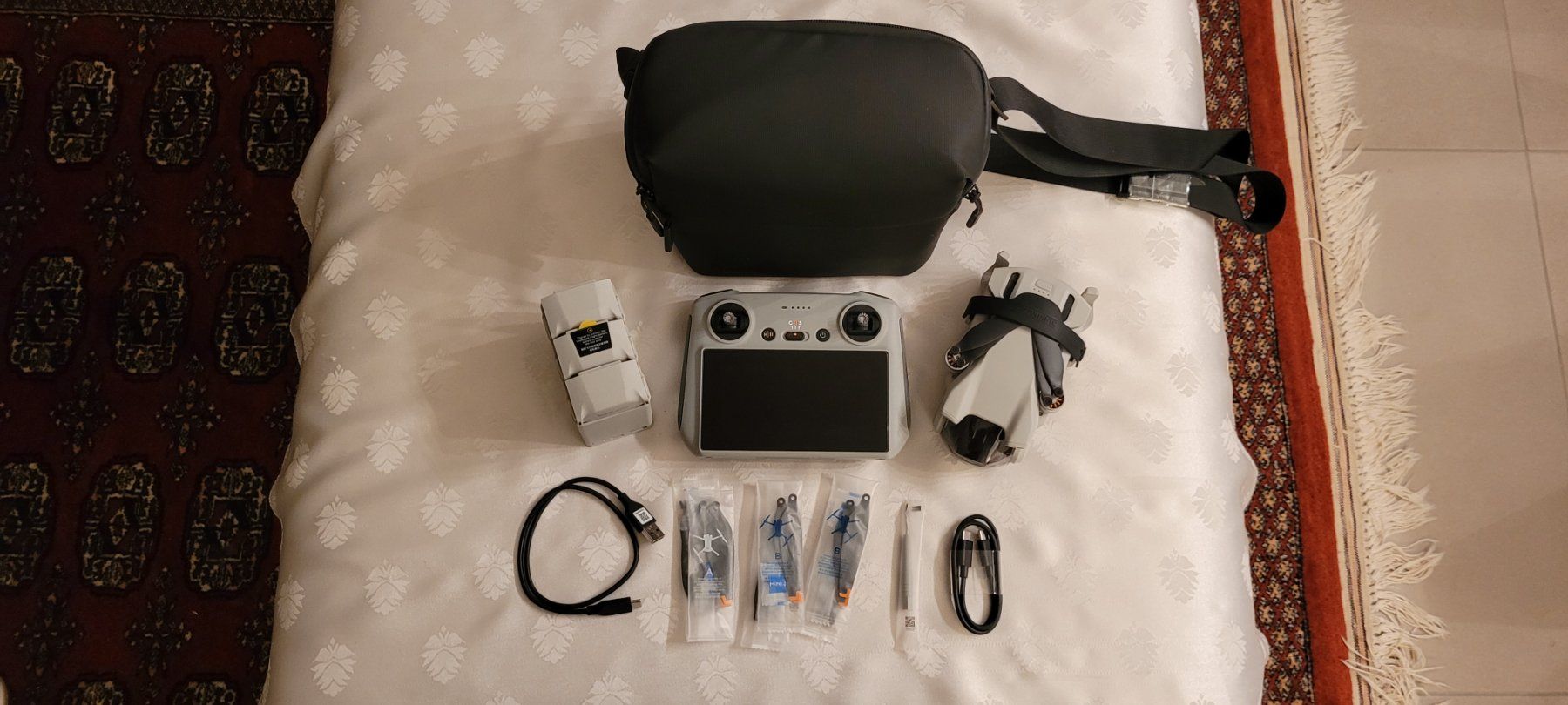 DJI RC Modellbau: DJI Mini 3 fly more combo, Top Zustand! – Gebraucht aus Zürich von Hahmels 2