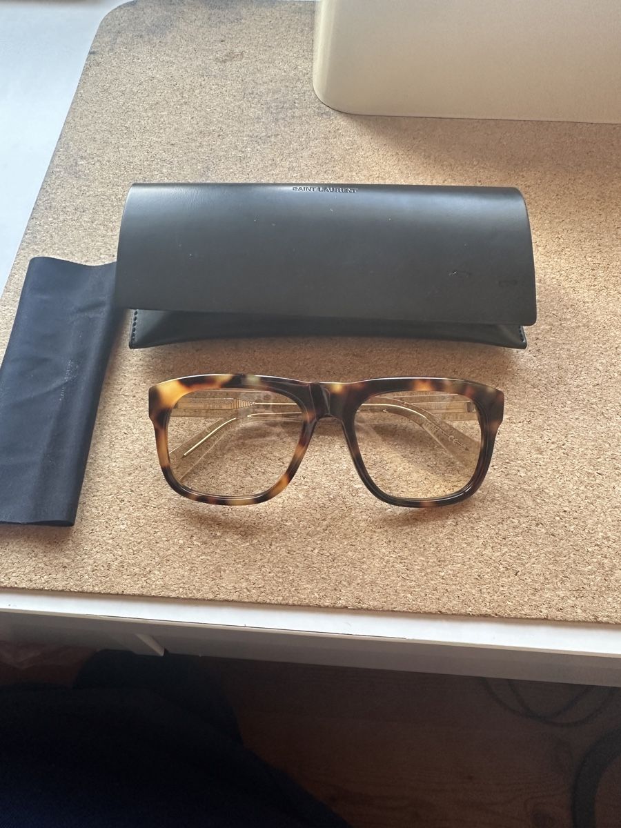 Saint Laurent Occhiali & Lenti: Saint Laurent Sonnenbrille – Usato da Appenzell venduto da CBuerkler