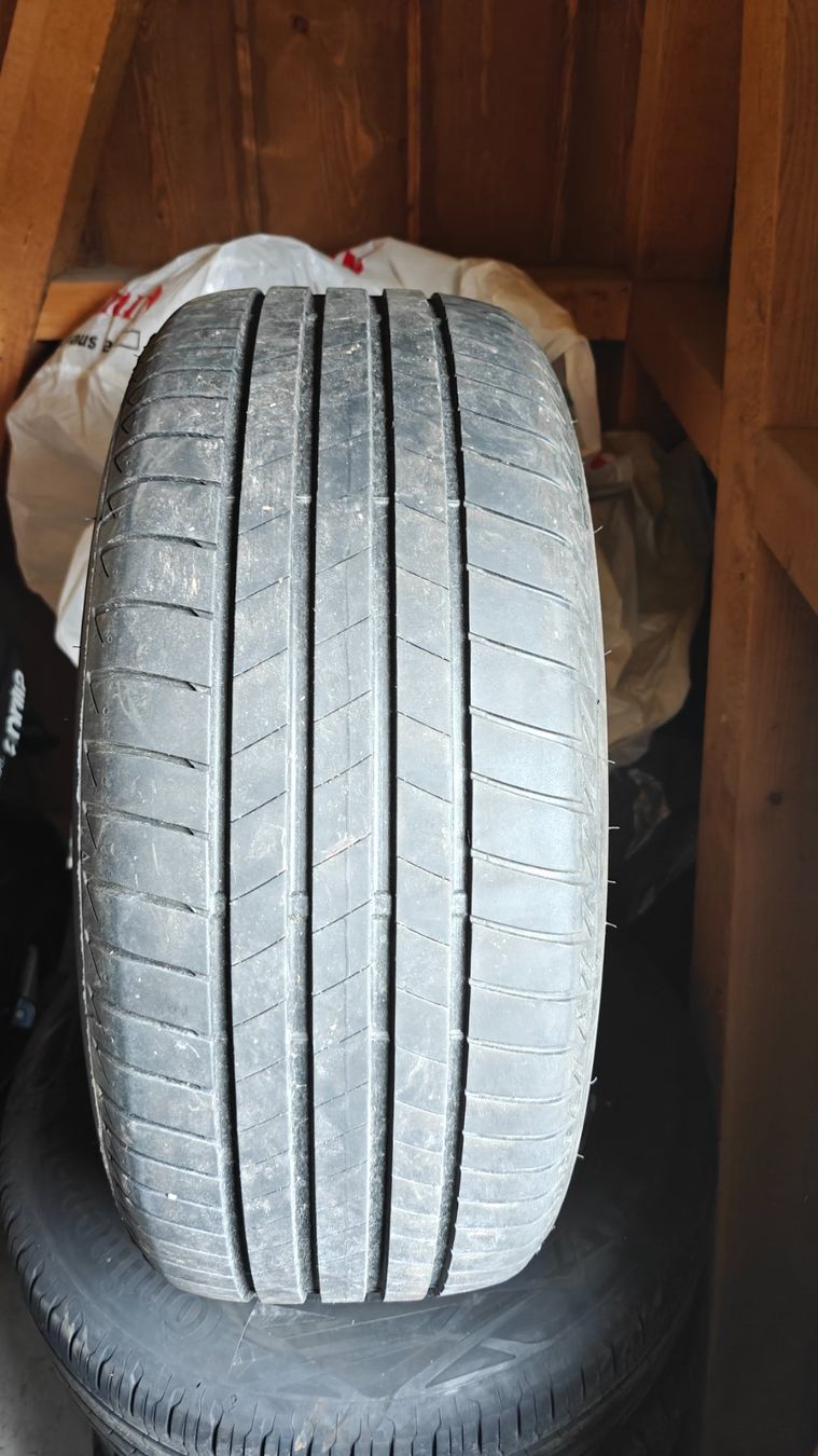 Firestone Pneumatici & Ruote complete: Firestone roadhawk 2 235 45 R18 – Usato da Boll venduto da Matthias2001
