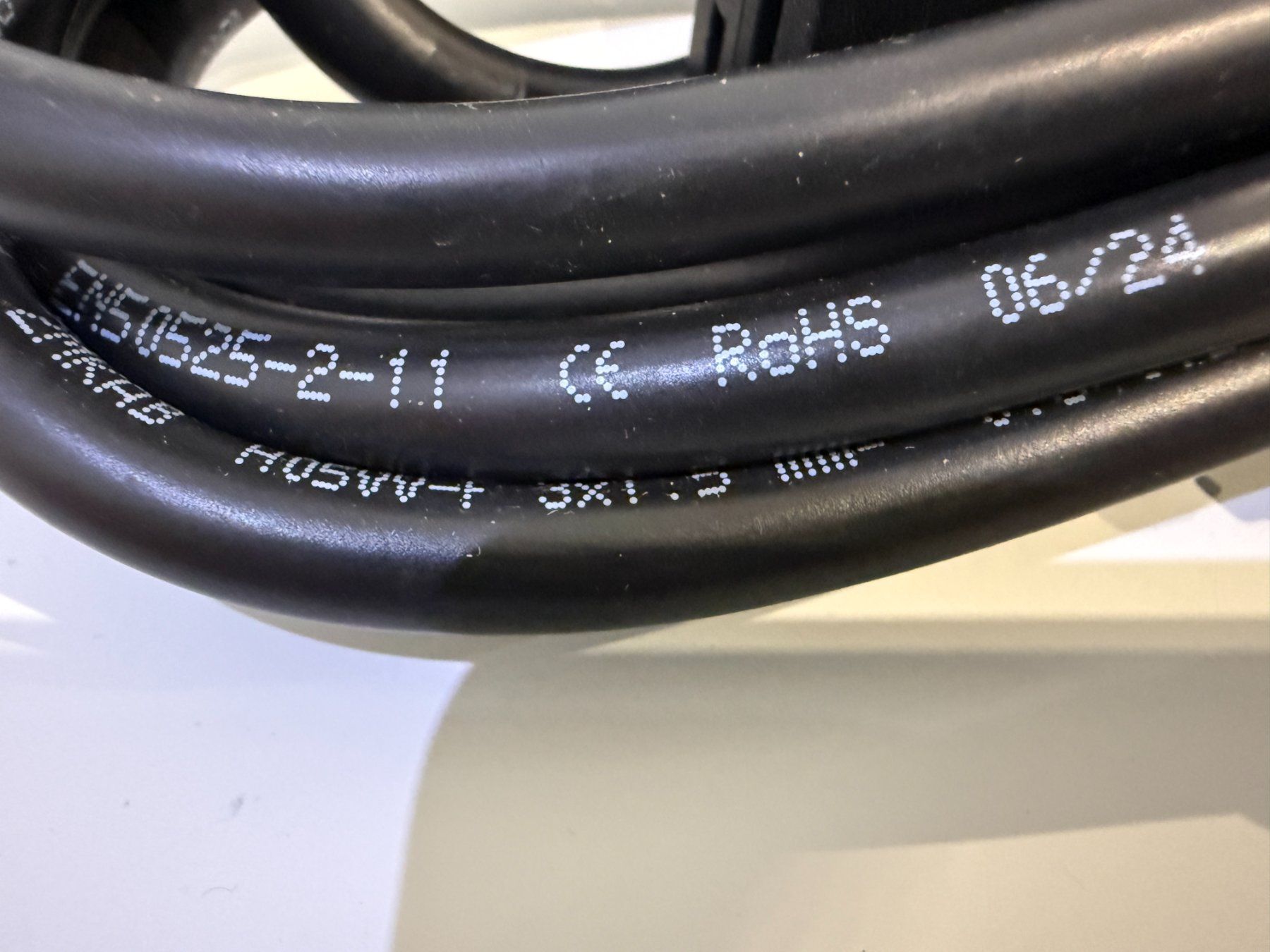 Kabel: Netzkabel Stecker T23-Buchse C19, schwarz, 1,0m – Neu und originalverpackt aus Unterengstringen von Tnovus 5