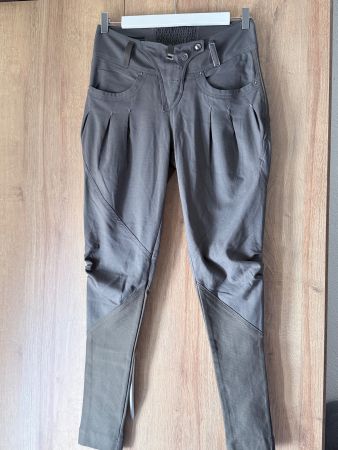 Pantalon pour femme de la marque HIGH Everyday Couture