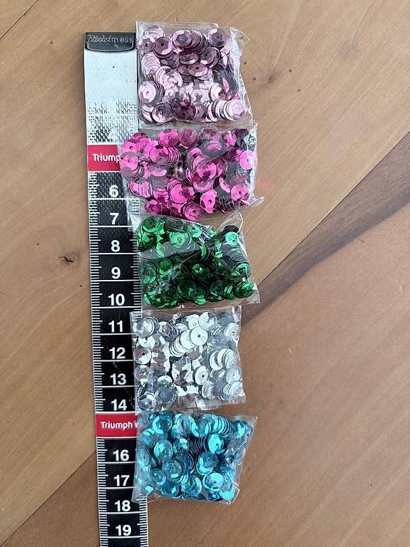 Kit bricolage: Pailletten Glänzend – Usato da Dietlikon venduto da Pmt_zh 1