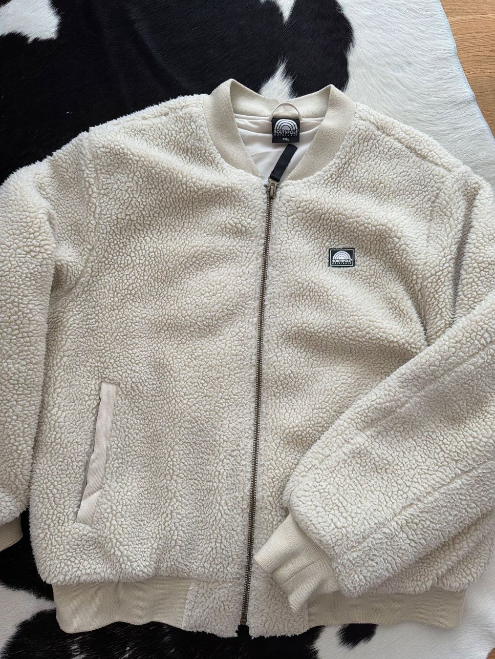 Giacche: Southpole Sherpa Bomber Jacke – Usato da Amriswil venduto da nev_p6tk