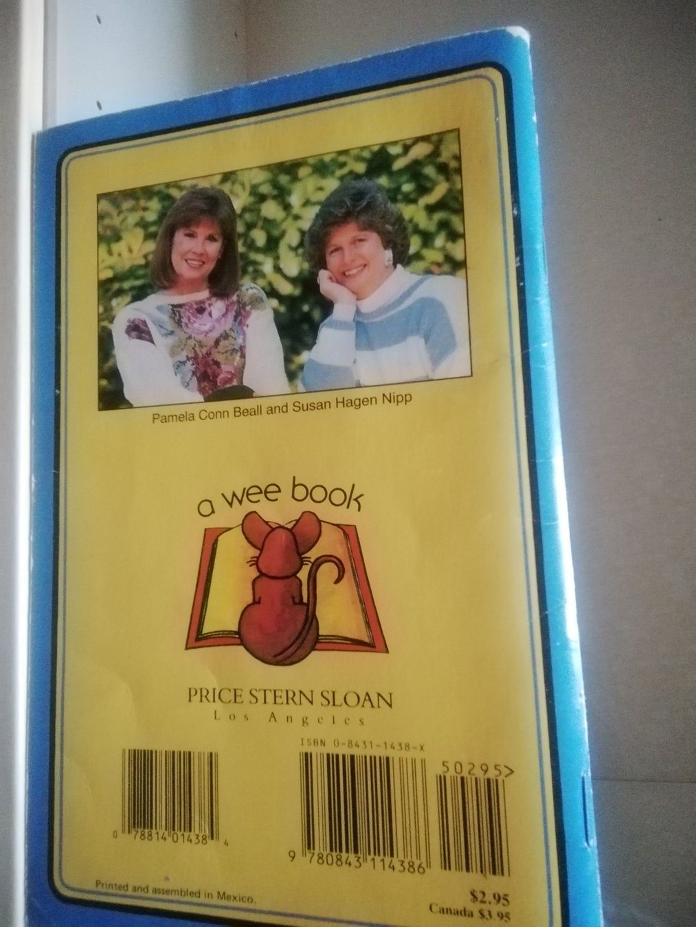 Libri: We Sing Nursery Rhymes & Lullabies – Usato da Commugny venduto da Juliemimi 1
