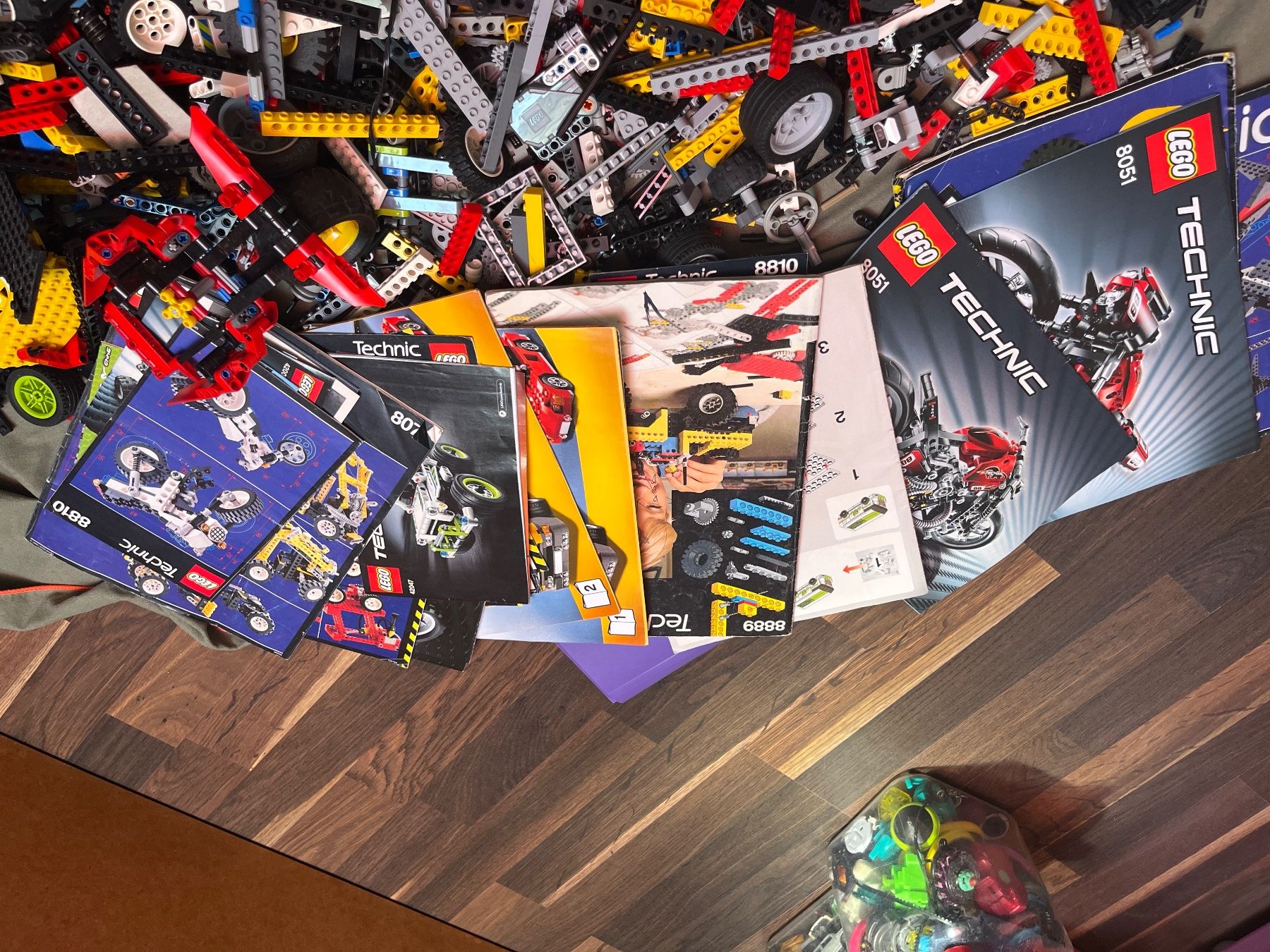Lego Giocattoli: Lego Technic Kiste & div Pläne – Usato da Brislach venduto da Gispa 3