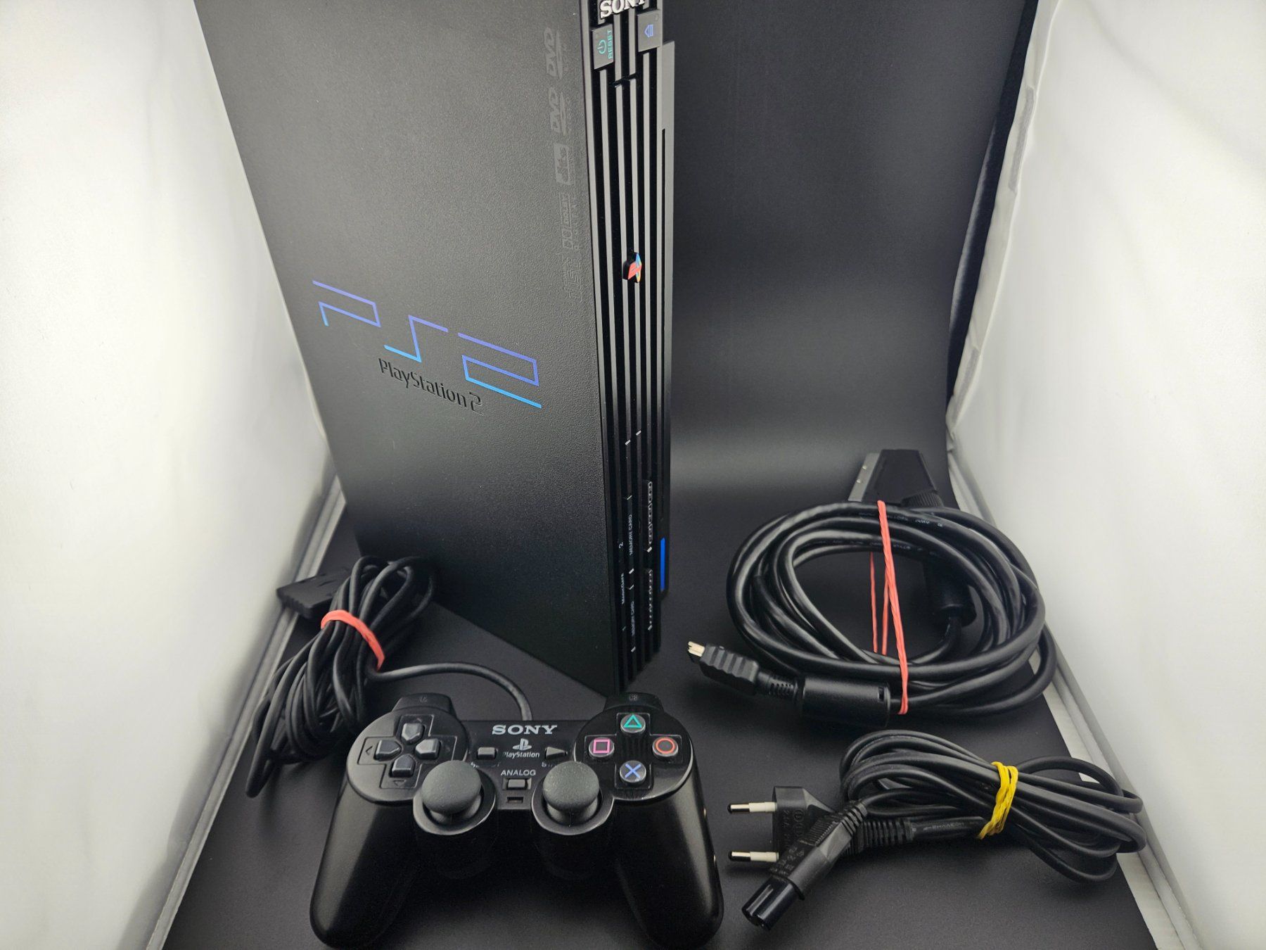 Sony Console: PlayStation 2 Fat Konsole inkl. Kabel und Controller – Usato da Alchenflüh venduto da otamori 9