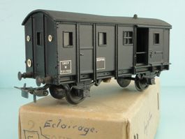 HOrnby AcHO - WAGON SNCF FOURGON de QUEUE - ECLAIRAGE