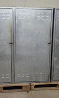 Sattelschrank