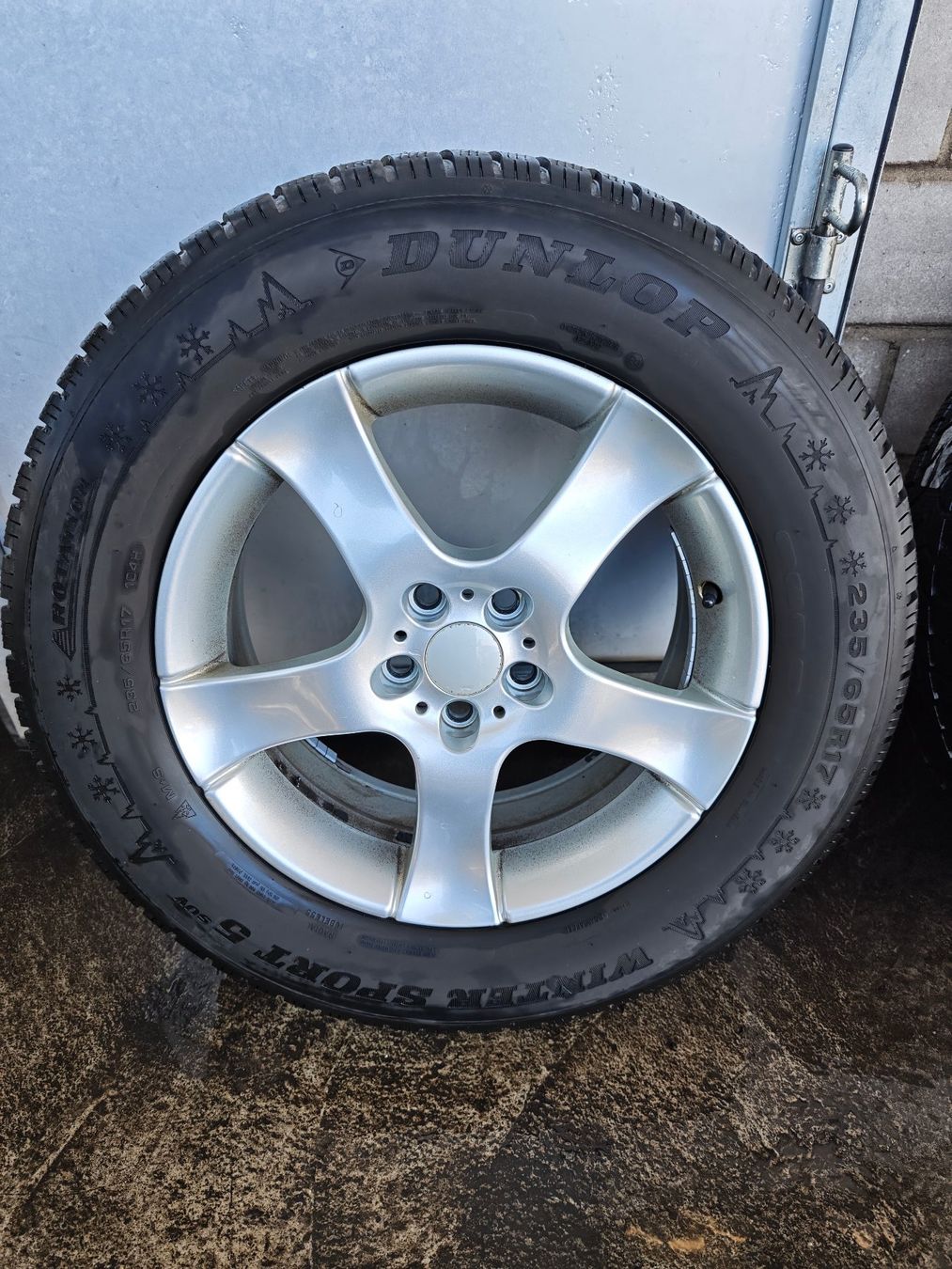 Land Rover Pneus & Roues: Range Rover Evoque Winterräder – D'occasion à Niederwil SG par GaKlaus