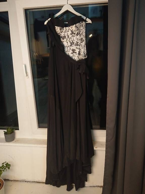 Robes: Elegantes Kleid – D'occasion à Erlen par Tschirren 2