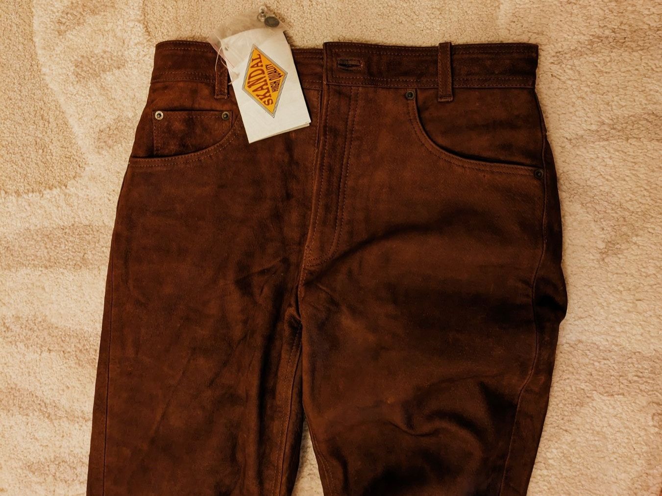 Pantaloni: Sehr schöne Wildlerderhose, Neu – Nuovo e nell'imballaggio originale da Adlikon venduto da Match62 1